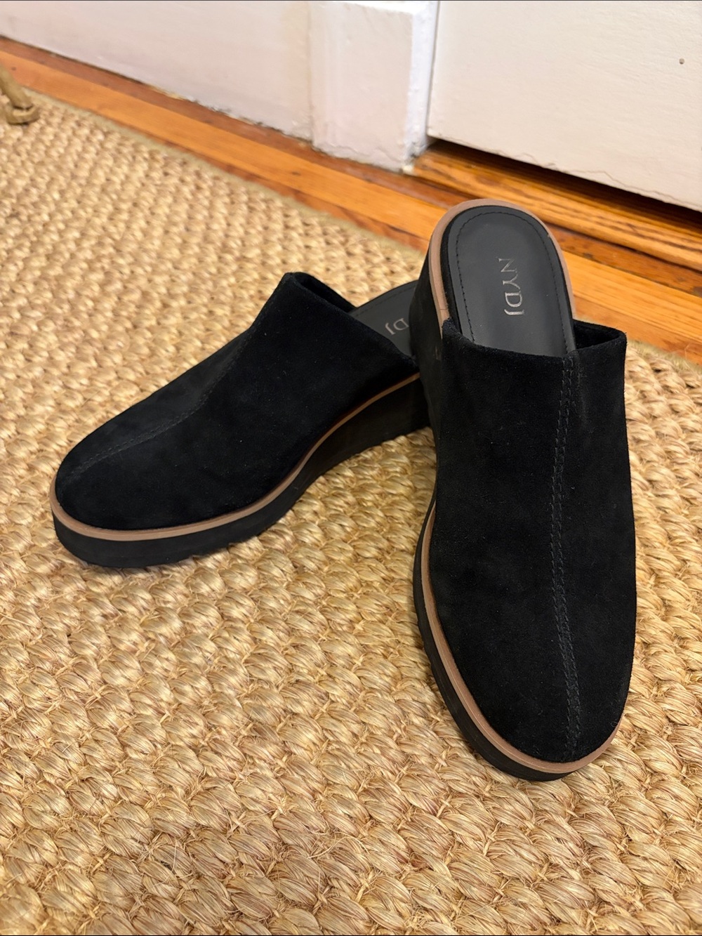 NYDJ Black Suede Slip-On Women’s Clogs